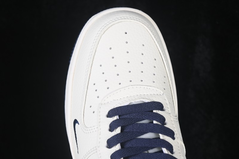 Nike Air Force 1 '07 Low Casual Skateboarding Shoes with Full-Length Air Cushion - HO7788-101