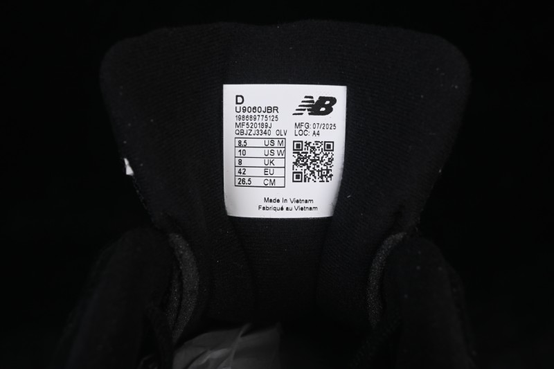 New Balance Retro Running Shoes with ABZORB Cushion and Suede Mesh Upper - U9060JBR