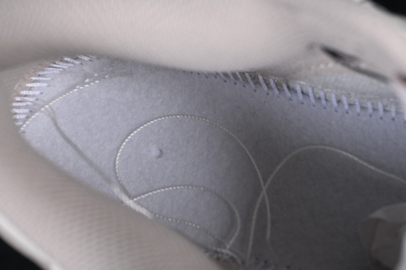 Nike SB Dunk Low Retro Skateboarding Shoes with Strap Detail - HF5441-007