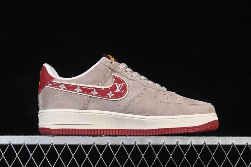Nike Air Force 1 '07 Low Casual Sneakers with Suede Overlays and Classic Cushioning - KL1688-002