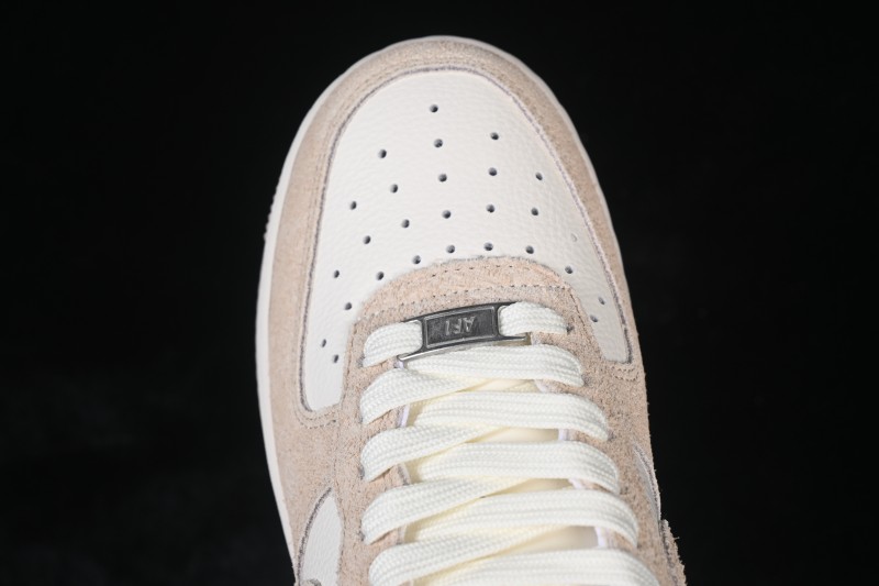 Nike Air Force 1 '07 Low Casual Skateboarding Shoes with Cream and Light Grey Colorway - HQ3905-001