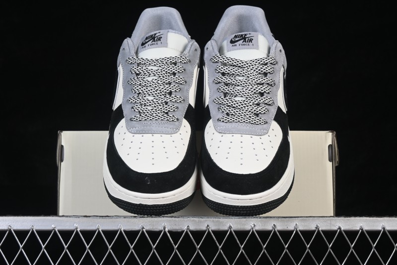 Nike Air Force 1 '07 Low Basketball Shoes with Classic Leather Upper and Air-Sole Cushioning - SS1979-013