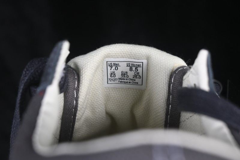 Vans Old Skool 36 Premium Low-Top Skateboarding Shoes - VN000D9RH91