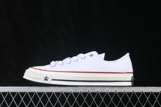 Converse Chuck 70s Low-Top Canvas Sneakers with Vintage-Inspired Design - A24230C