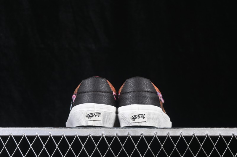Vans Sk8-Low Badge Limited Edition Casual Skateboarding Shoes with Detachable Embroidery Patches - VN0A4UUK6BT