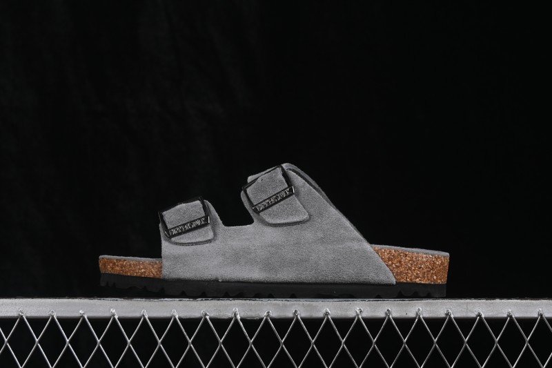 Birkenstock Classic Sandals with Soft Leather and Wool Lining - 1009527