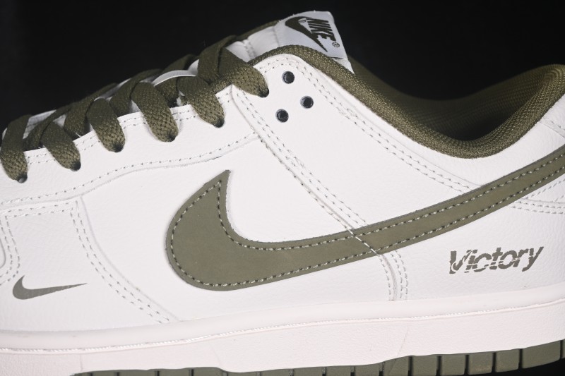 Nike SB Dunk Low Skateboarding Shoes with Classic Design and Durable Construction - WG0319-146