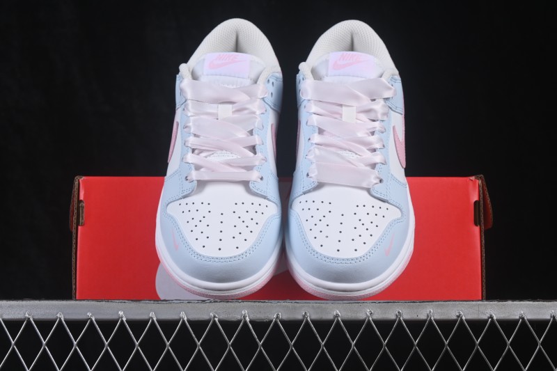 Nike SB Dunk Low Skateboarding Shoes with Mixed Color Panel Design - IB3484-001