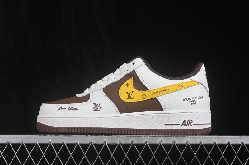 Nike Air Force 1 '07 Low Casual Skateboarding Shoes with Full-Length Air Cushion - WY0655-108