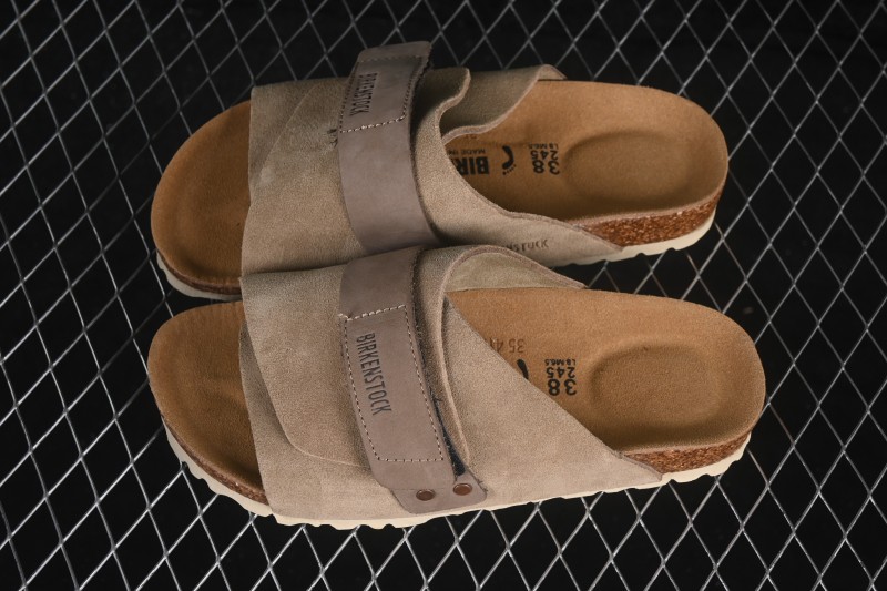 Birkenstock Sandals Collection with Soft Leather Lining and Cushioned Midsole - 1015573