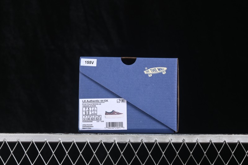 Vans Authentic 44 Low Top Casual Skateboarding Shoes with Vulcanized Construction - VN000EJCRDB