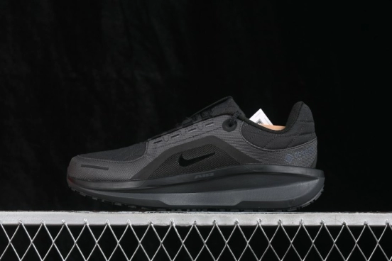 Nike Winflo 11 GTX Running Shoes with Air Cushion and Breathable Design - FQ1358-001