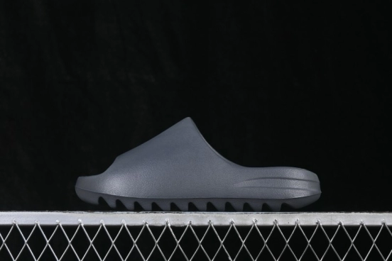 Adidas Yeezy Slide Resin - ID2350