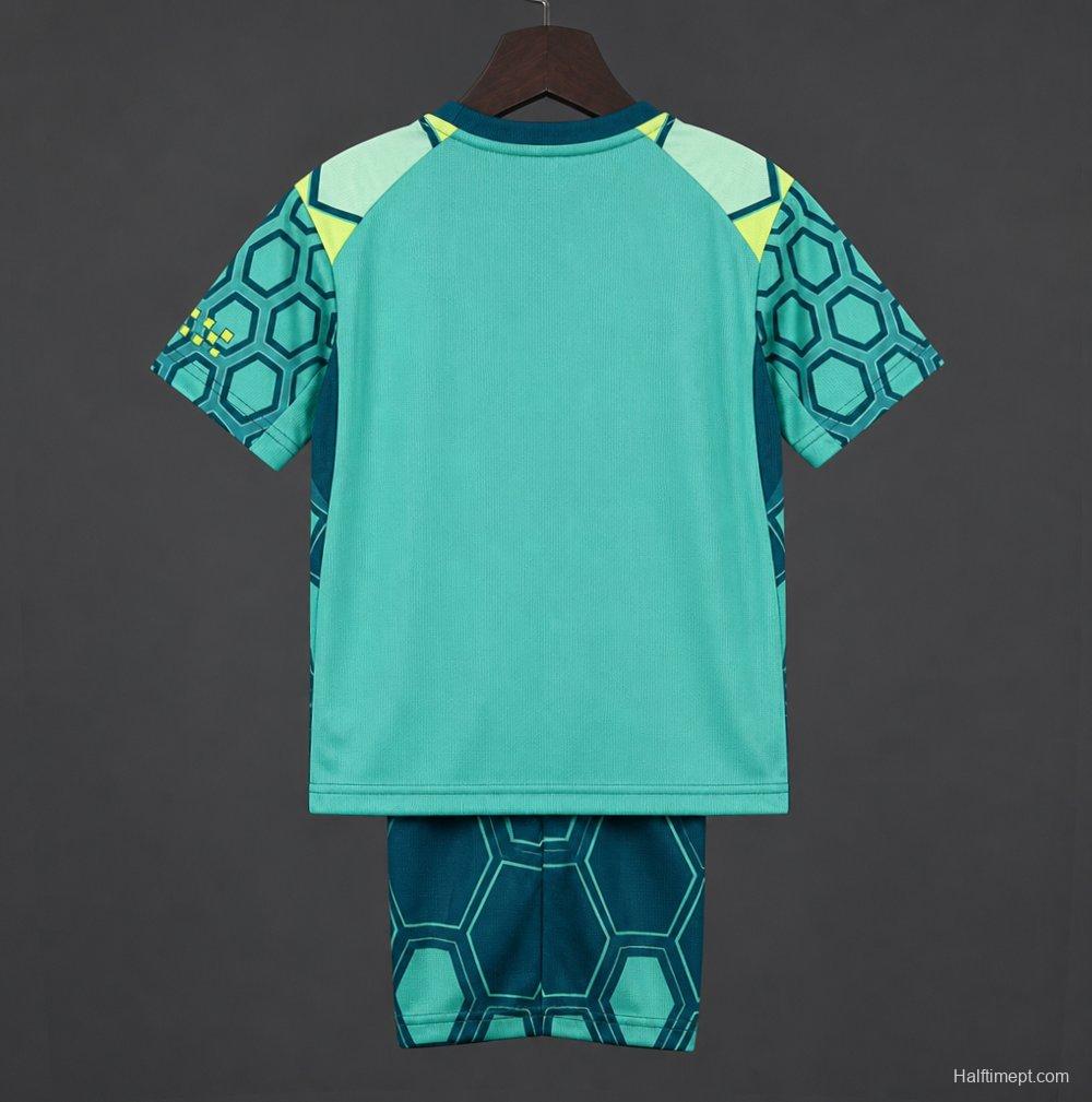 26/27 Kids Manchester City Vibrant Green Goalkeeper Jersey With Dark Blue Geometric Pattern.