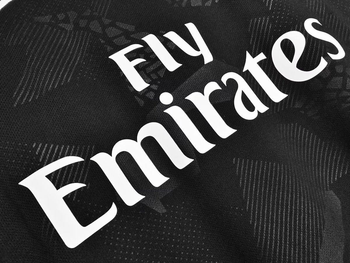 Retro 17/18 PSG/Paris Saint-Germain Black with Geometric Camo Pattern Third Long Sleeve Jersey